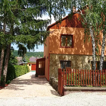 Rita Lejlighed Gyenesdiás